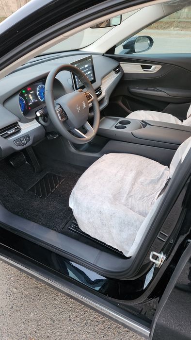 Hongqi  EQM 5. Новая