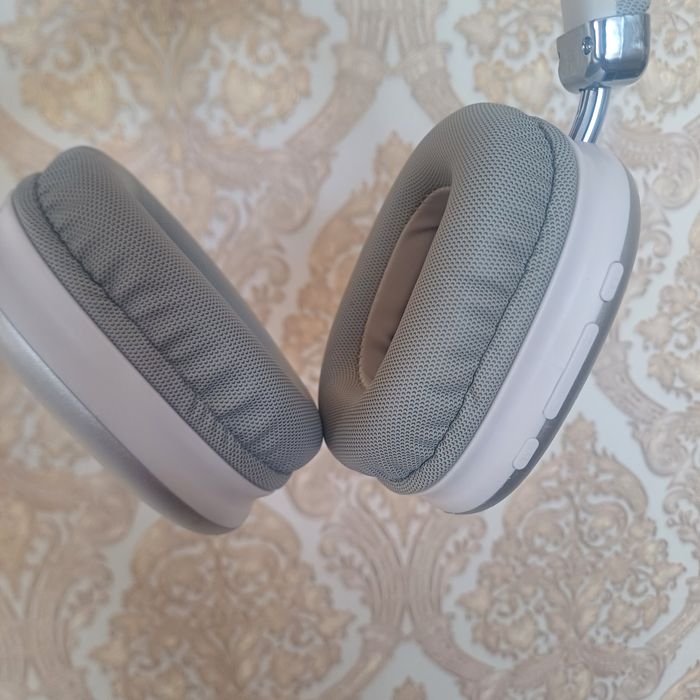 Продаю наушники бренда GERLAX