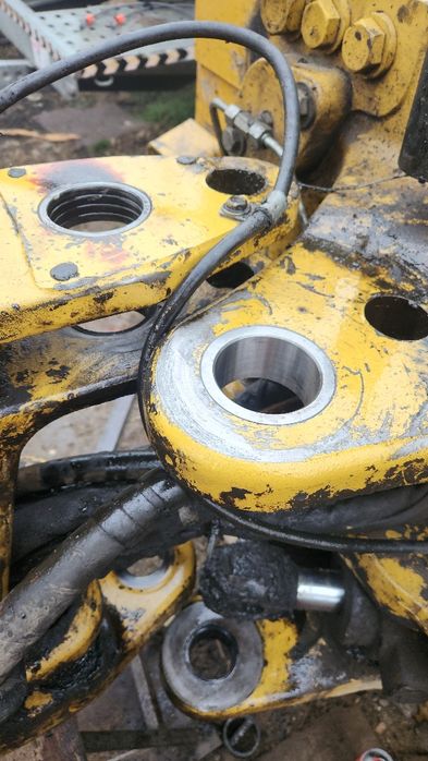 Servicii Profesionale Reparații Utilaje Electric Bucși, Bolturi