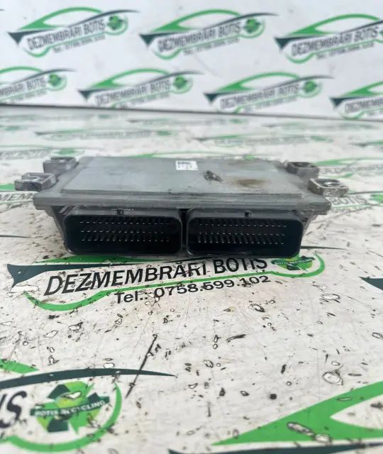 Calculator motor ECU 8200483732 Dacia Logan 1.4 MT (75 hp)