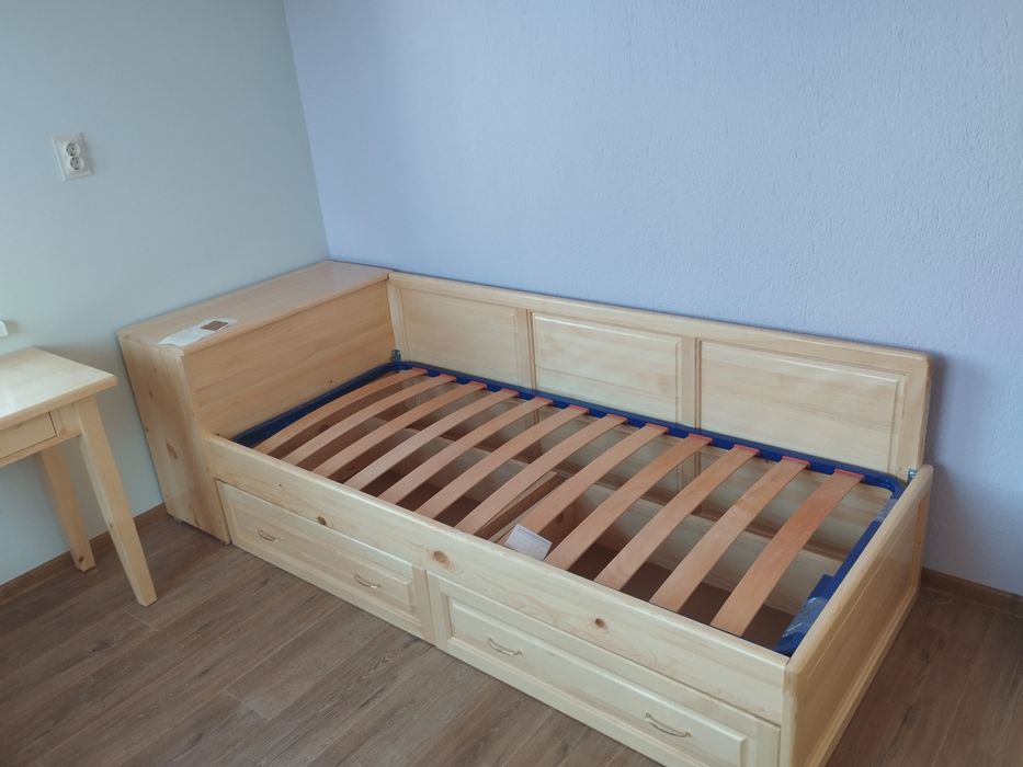 Мебели от масив по поръчка