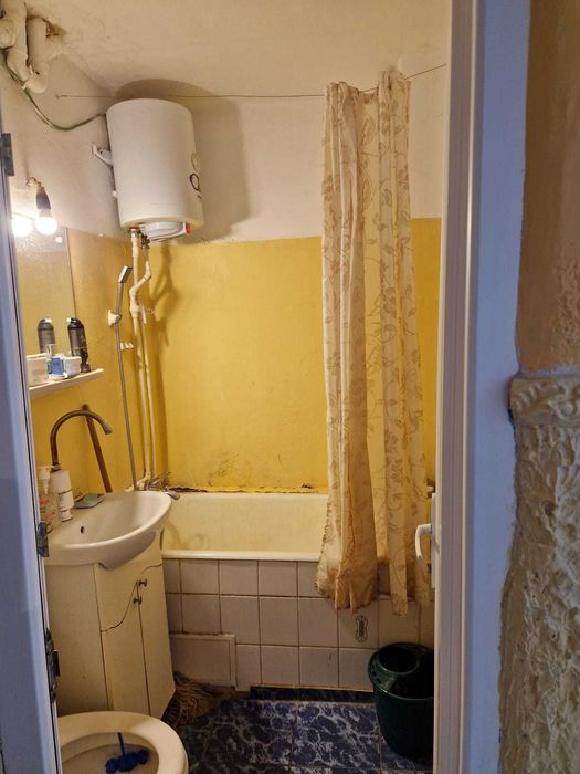 Apartament de vânzare 2 camere Viziru 1