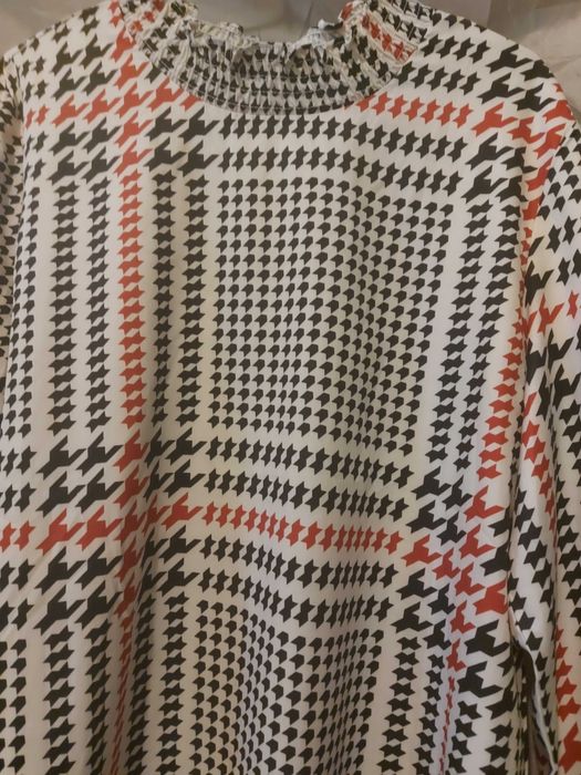 Дамска блуза с дълъг ръкав