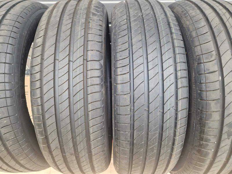 4 броя Michelin R18 195/60/ 
нови летни гуми 
DOT4722