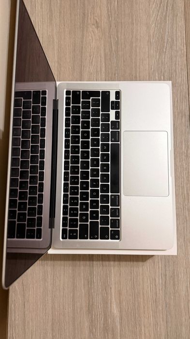 Macbook Air M1 2020 Silver