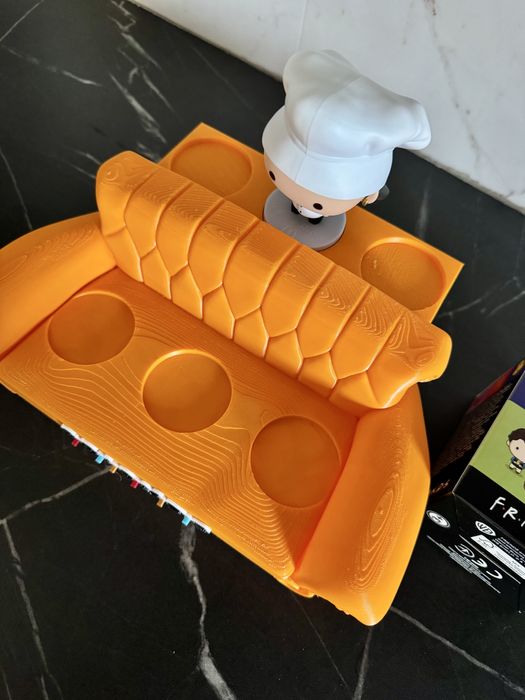 Canapea suport figurine Friends McDonald’s