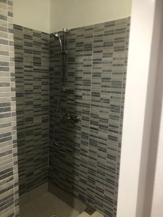 Inchiriez camera de camin, (zona liceul de politie) utilata, mobilata