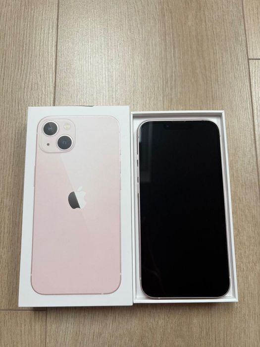 iPhone 13  128GB.  розов