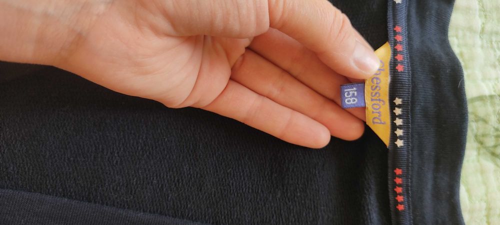 Продам школьную одежду на мальчика. Недорого