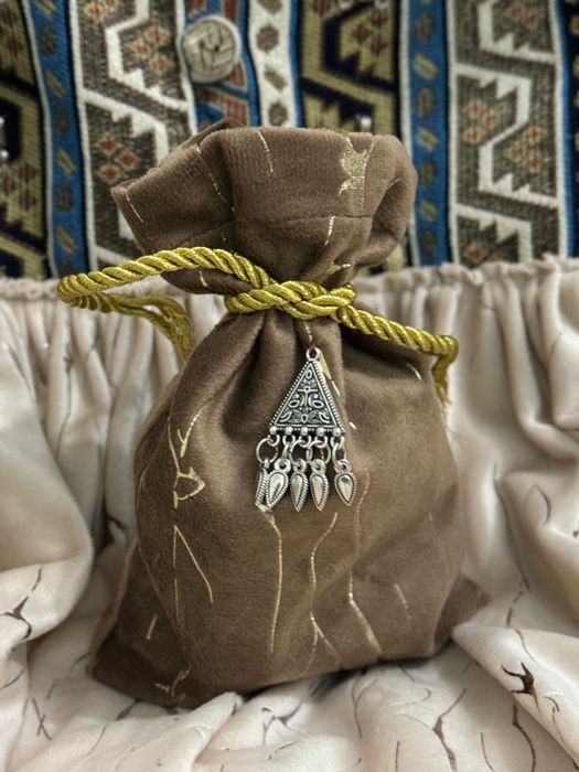 Тойбастар, бонбоньерки