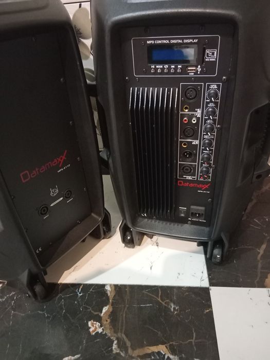 Vând boxe in stare foarte buna mai multi detail la telefon