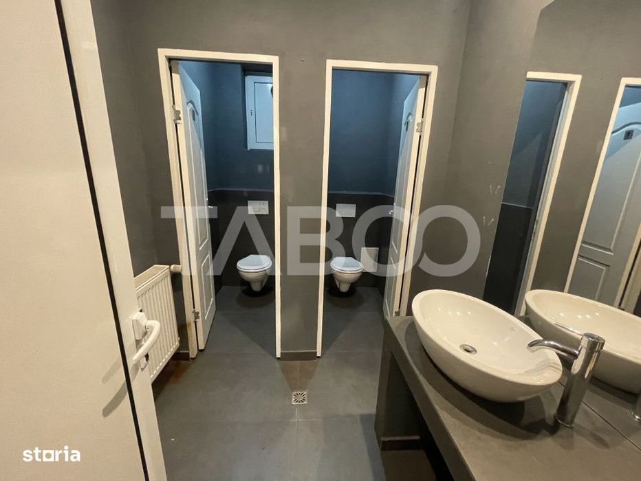 Spatiu comercial la strada 3 camere 150 mpu curte parcari Terezian