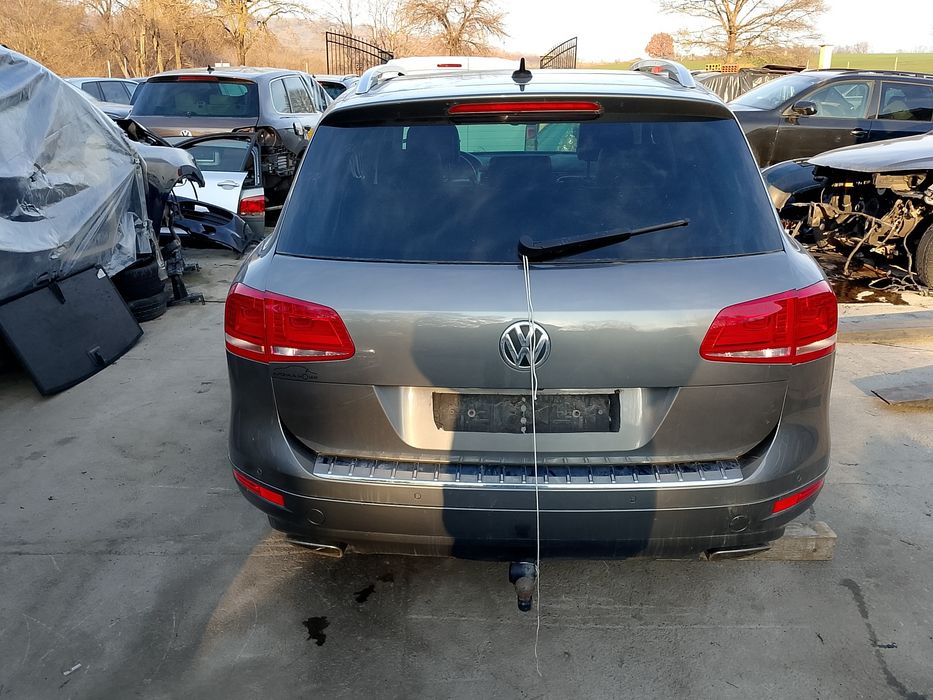 VW Touareg 4.2 TDI V8 , CKD мотор 340 к.с. ,2014 г. 60 броя на части