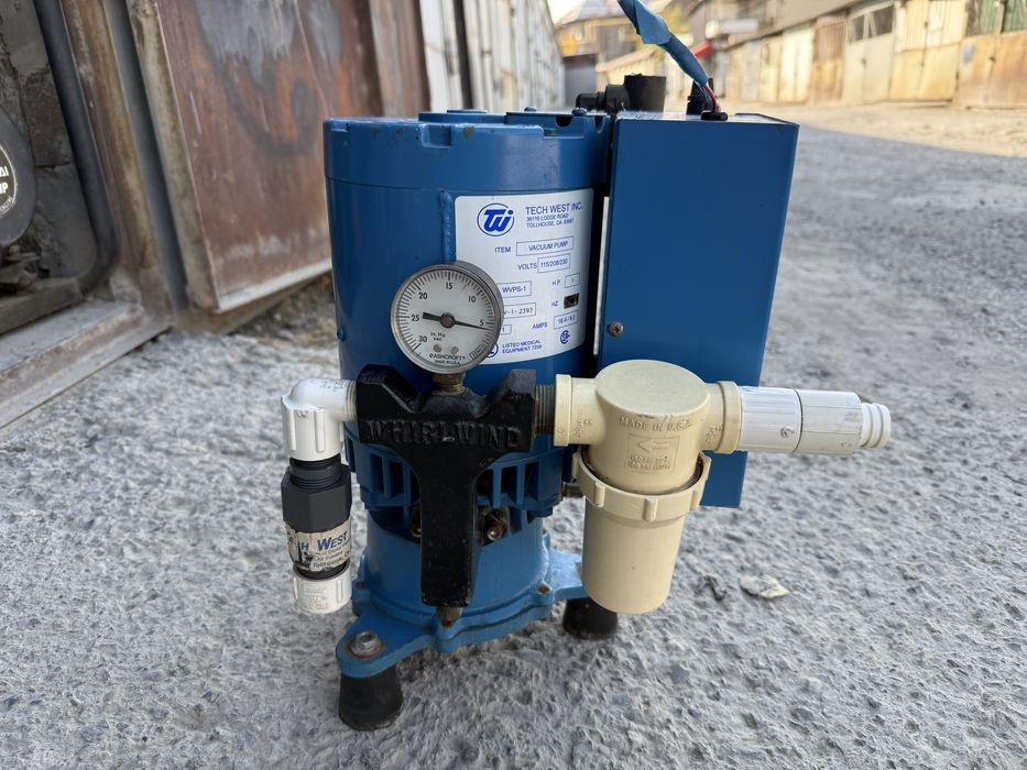 * LEESON вакумный насос оригинал USA