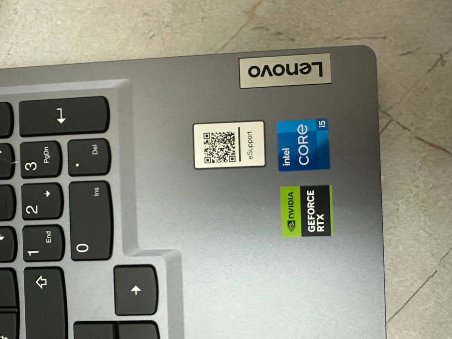 Ноутбук янги ишлатилмаган