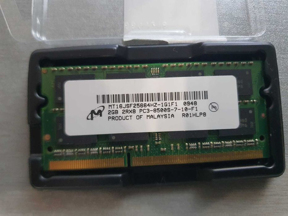 2 броя RAM памет DDR3 за лаптоп по 2 GB всяка