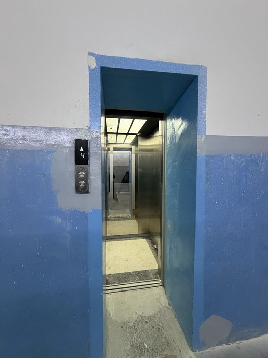 Kvartira sotiladi Vasxod