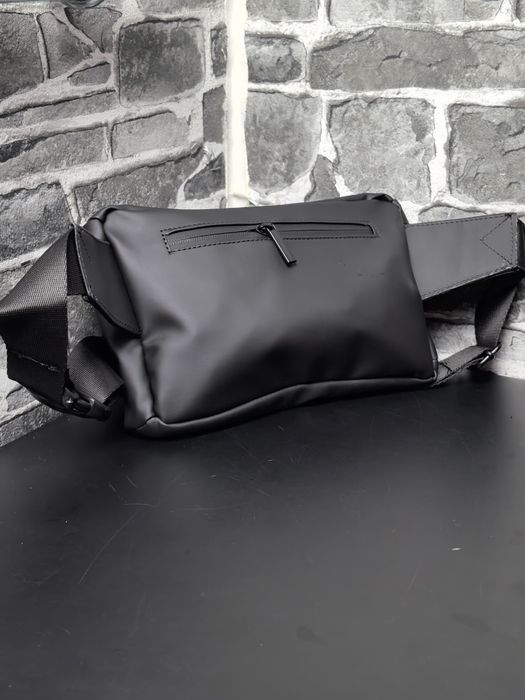 Унисекс чанта тип банан