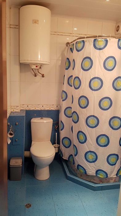 Дава се под наем Тристаен апартамент в Варна, Спортна зала - 86 кв.м за 700 € - Снимка #9