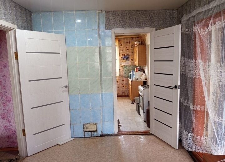 Продам дом с.Новакаменка,