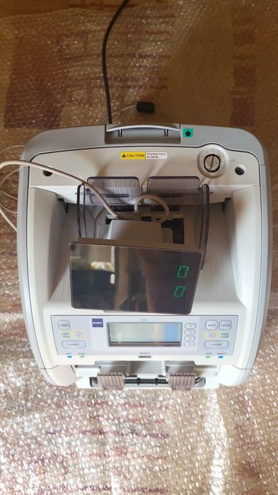 Vând mașină de numărat bancnote Glory GFS 120 s