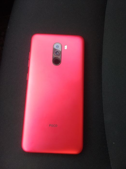 De vânzare Pocophone F1