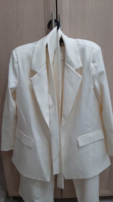 Продам костюм двойка