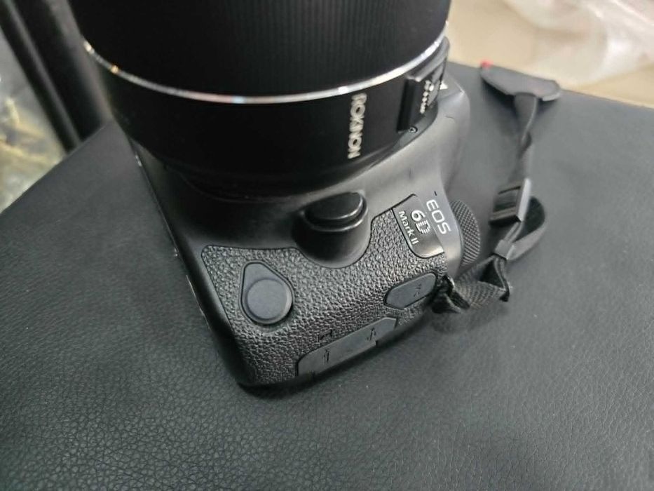 Фотоапарат Canon EOS 6D Mark II + два обектива