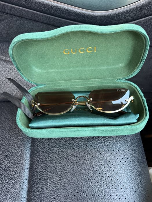 Ochelari de soare Gucci