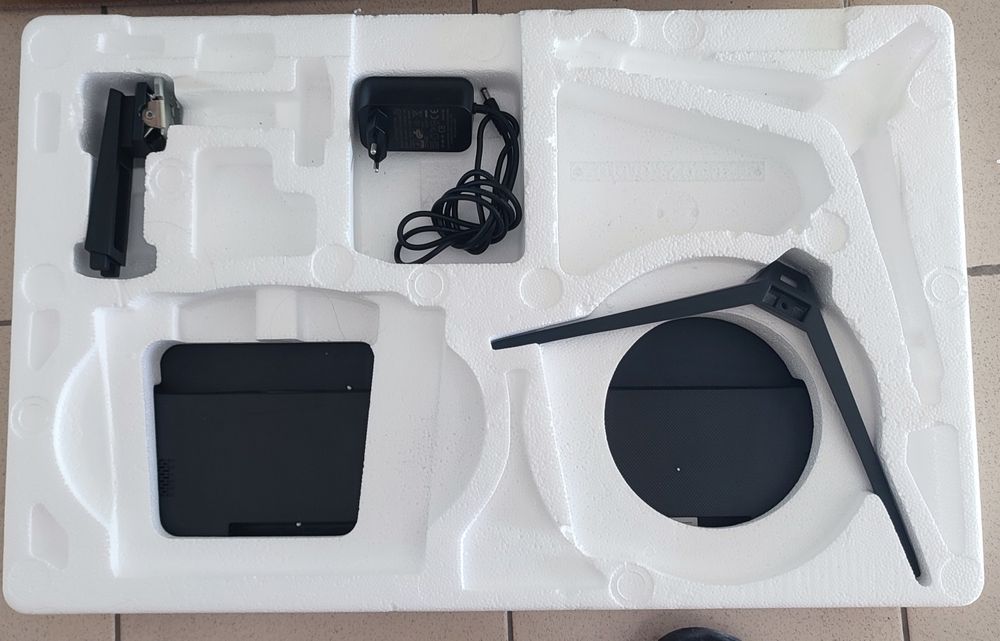 Продам монитор Xtreon XT2753PH