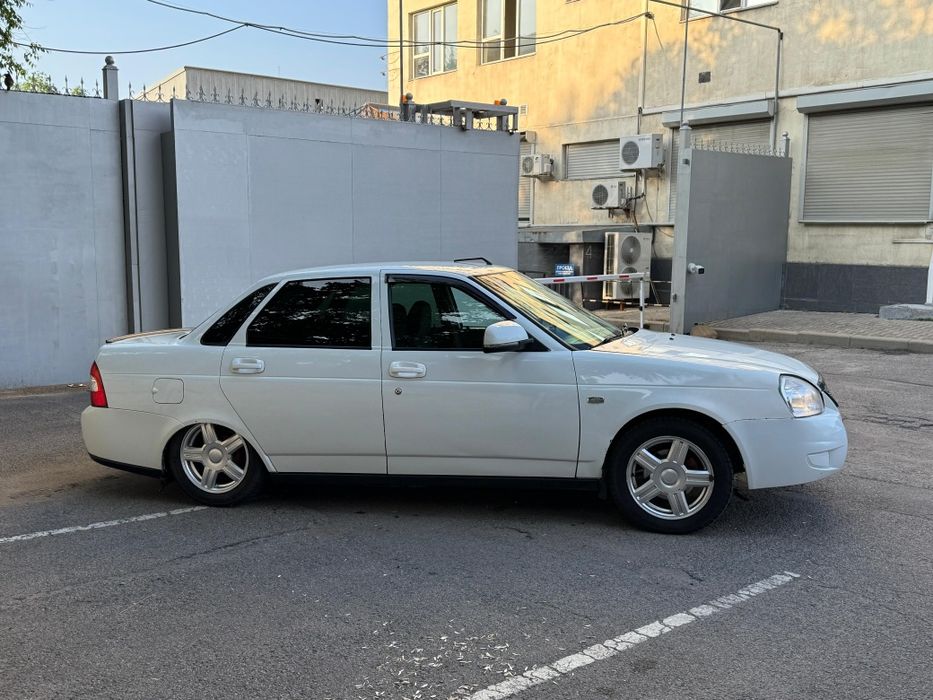 Lada priora 2013