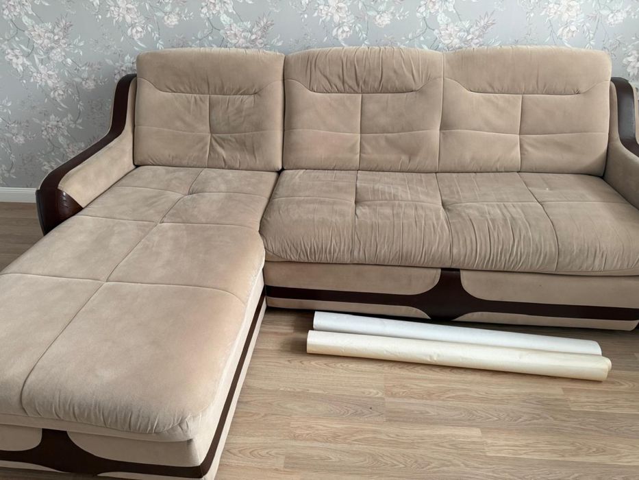 Продам угловой диван