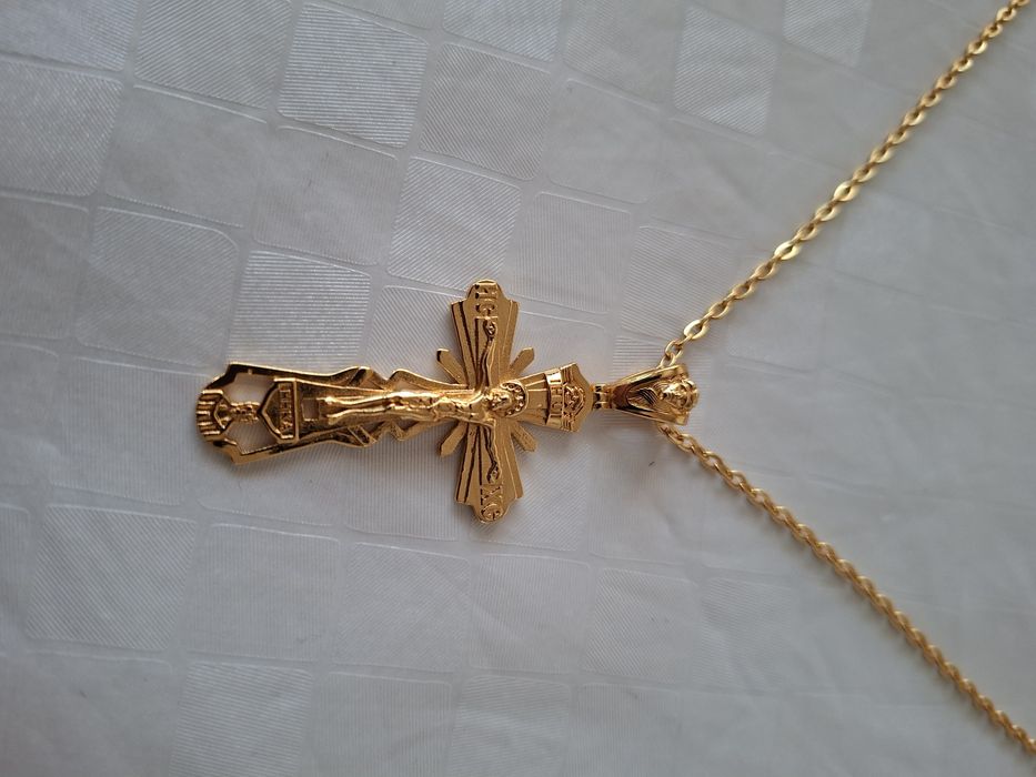 Кръст - медальон