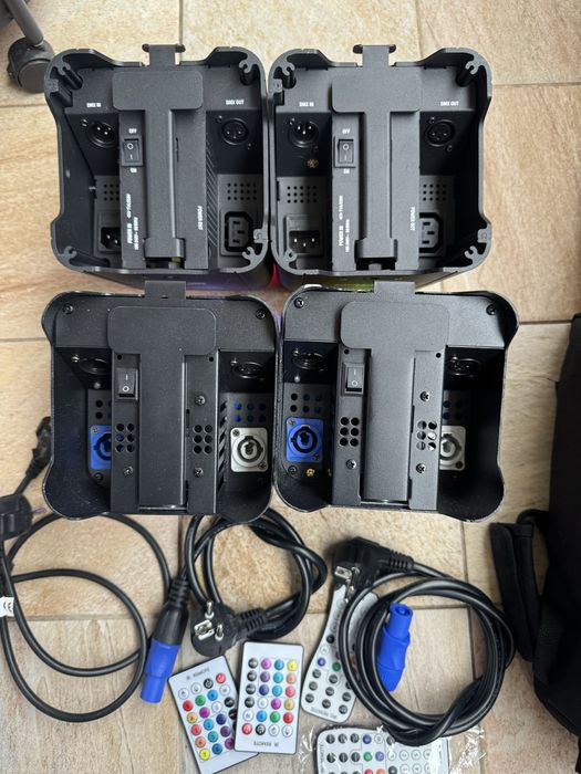 Proiectoare lumini akku up