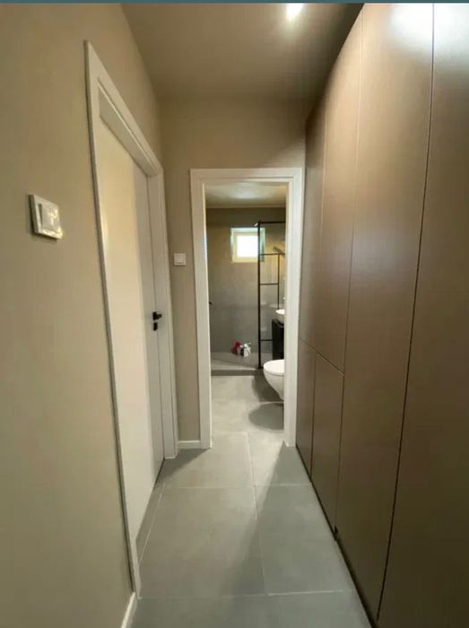 Proprietar-apartament 2 camere zona Lacului