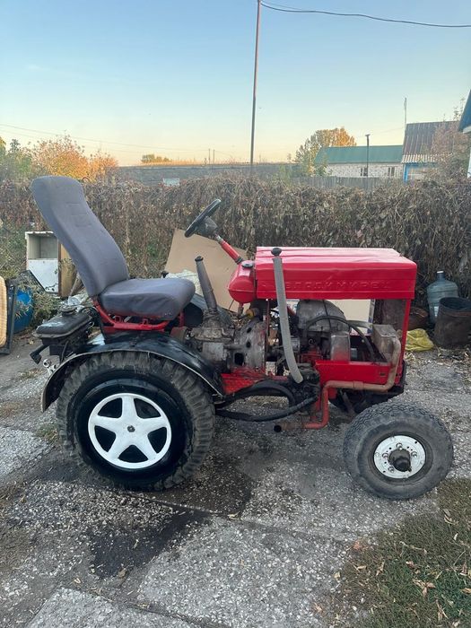 Трактор сельскохозяйственный