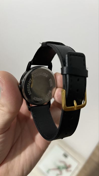 Продам Casio часы