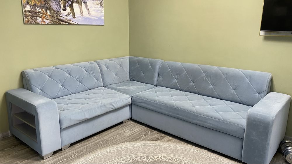 Zo’r holatdagi burchakli divan sotiladi!