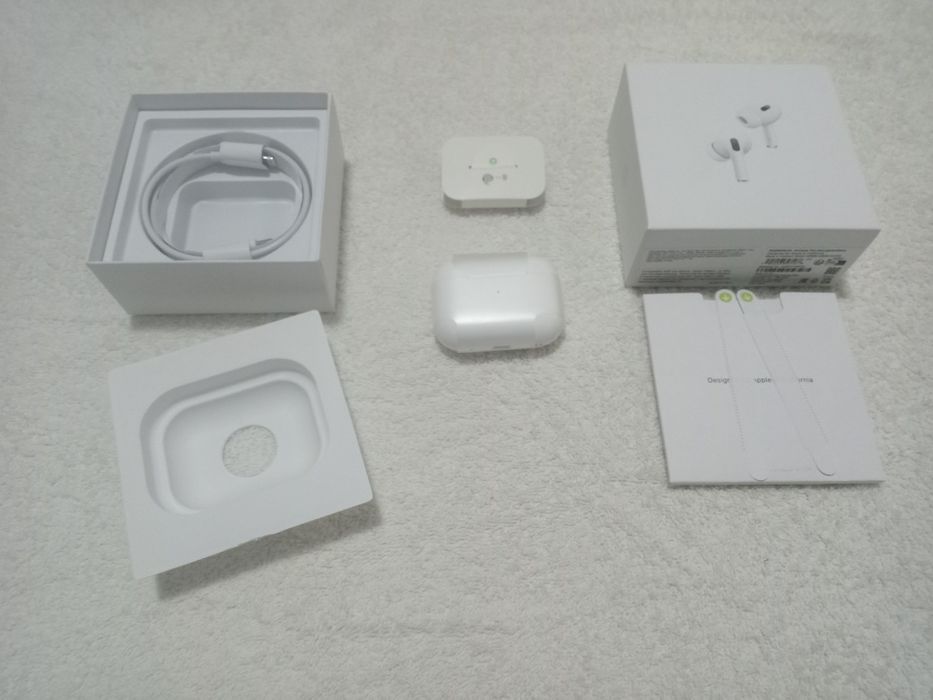 Продам Airpods pro