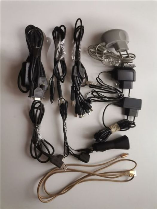 Lot cabluri si incarcatoare