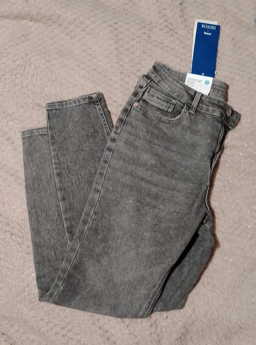 Дамски сиви дънки - размер 40