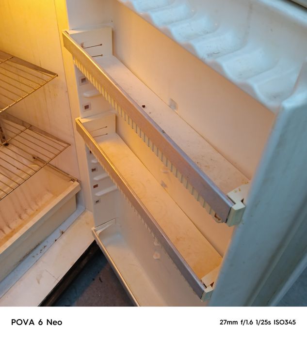 Продам рабочий холодильник ока