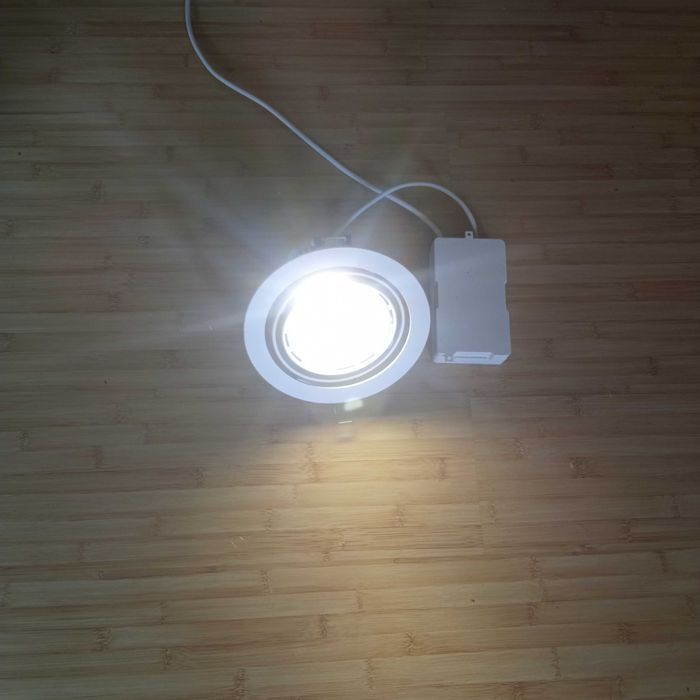 Bec LED, de 30 W perfect pentru ateliere !