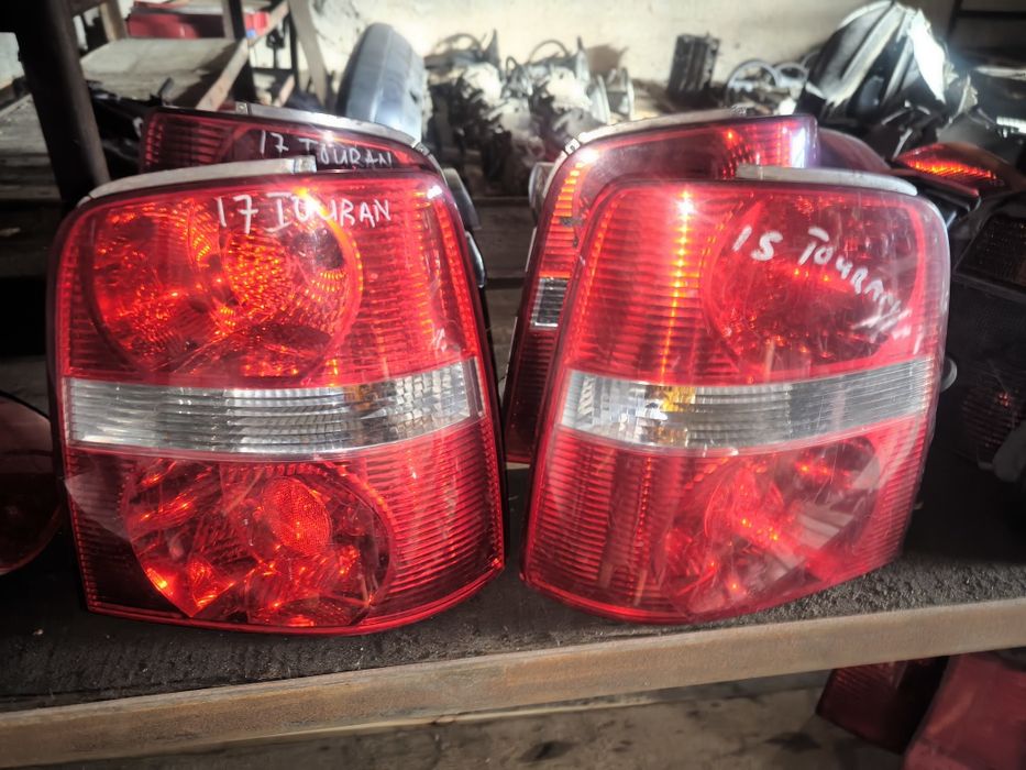 Задний фонарь плафон Фольксваген тоуран touran