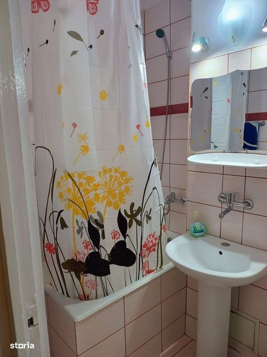 De vanzare garsoniera Super Pret