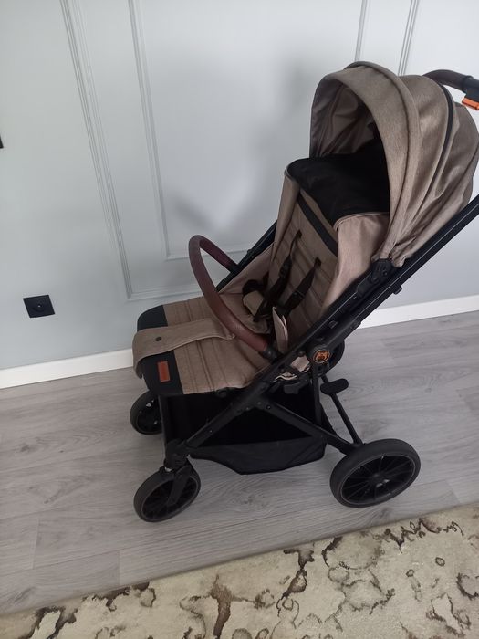 Коляска отличная