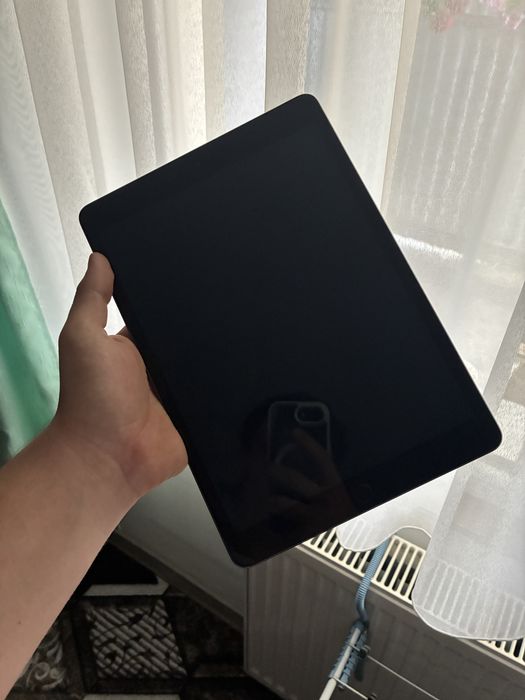 iPad 7 (Gen 7) 32GB Wi-Fi – Stare foarte bună
