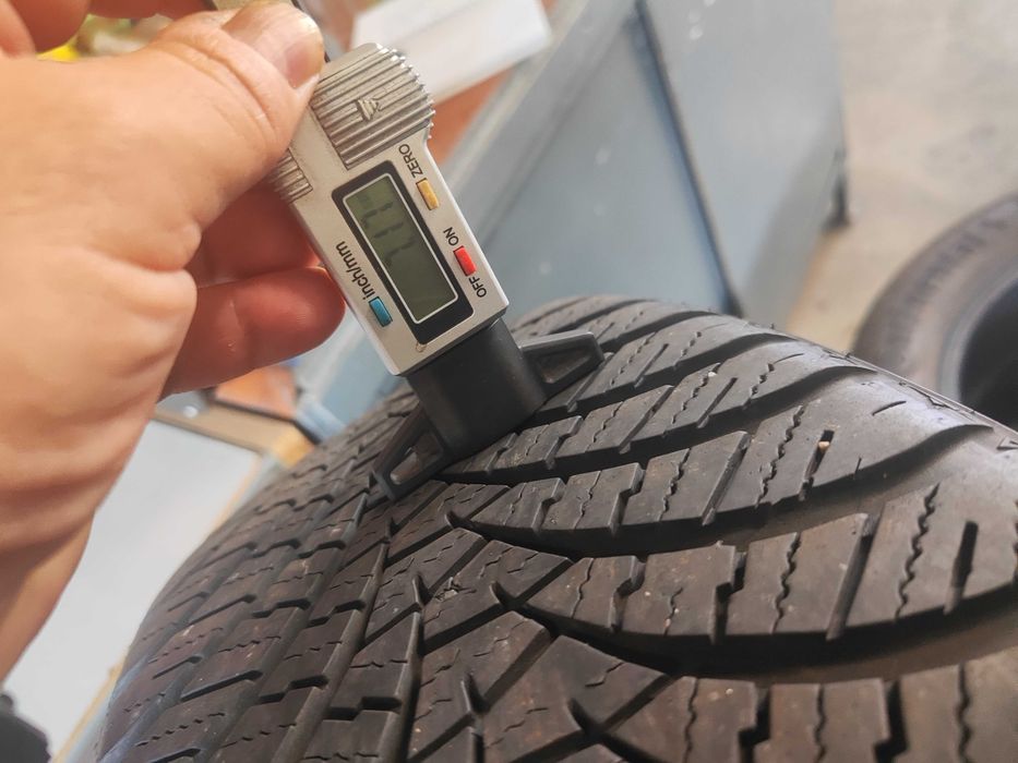 2бр.всесезонни гуми 205/45/17 Falken