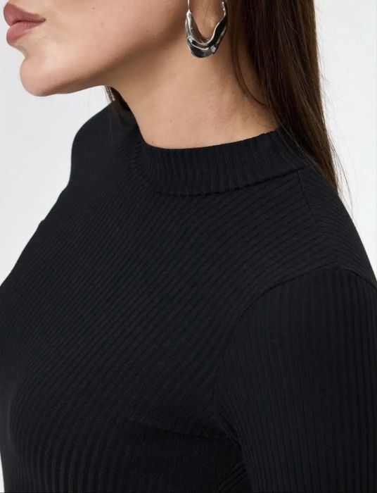 Платье черное мини