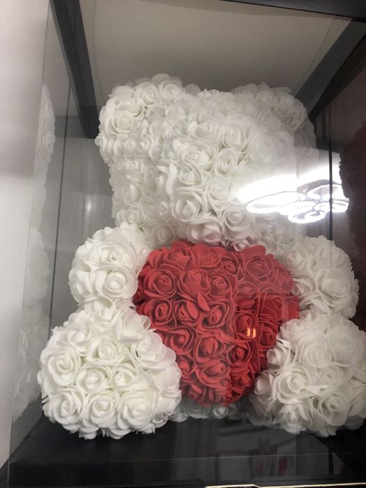 Urs din trandafiri de spuma diverse culori ideal cadou 40 cm 170 lei